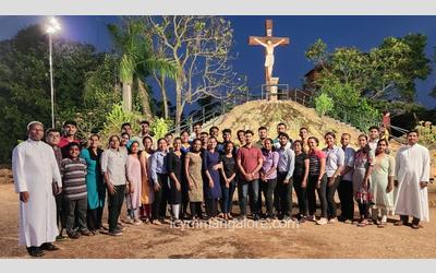 ICYM City Deanery and the Holy Cross Church, Cordel jointly organised the 'Way of the Cross'